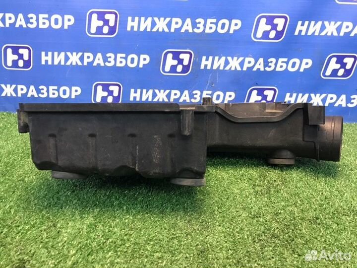 Корпус воздушного фильтра Volkswagen Polo Sedan