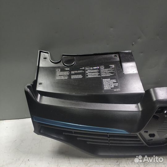 Решетка радиатора Renault Logan 2