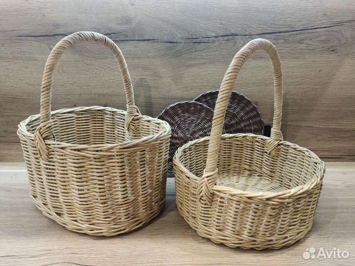 Корзины, короба плетеные из бумажной лозы