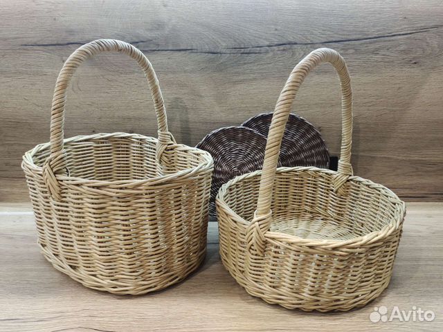 Корзины, короба плетеные из бумажной лозы