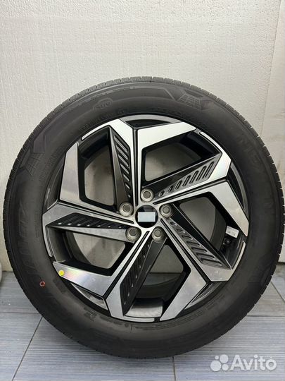 Новые.Оригинал.Hyundai Tucson 235/55r19