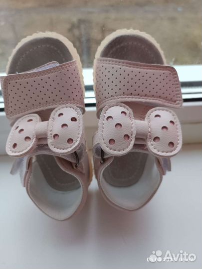 Сандалии для девочки 23 размер