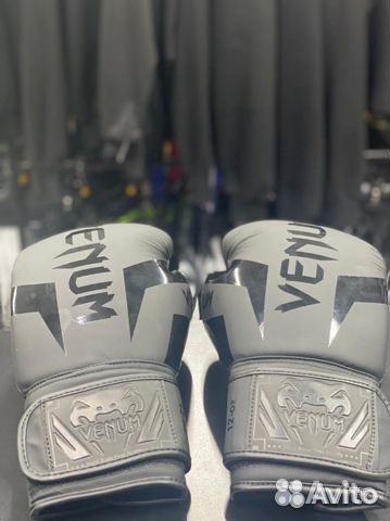 Боксерские перчатки Venum Elite черные