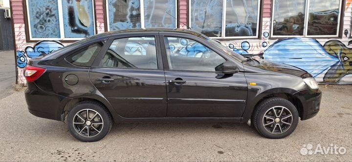 LADA Granta 1.6 МТ, 2015, 91 000 км