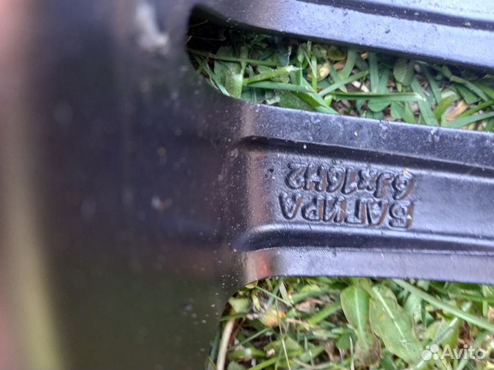 R16 Continental ContiPremiumContact 2 205/60, PCD 5x114.3 DIA 60.1