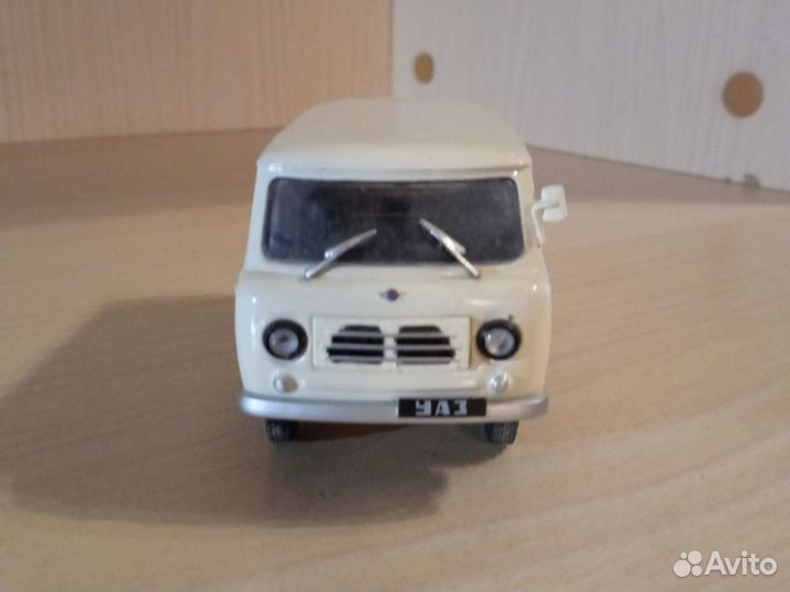 УАЗ-450 (1:43)