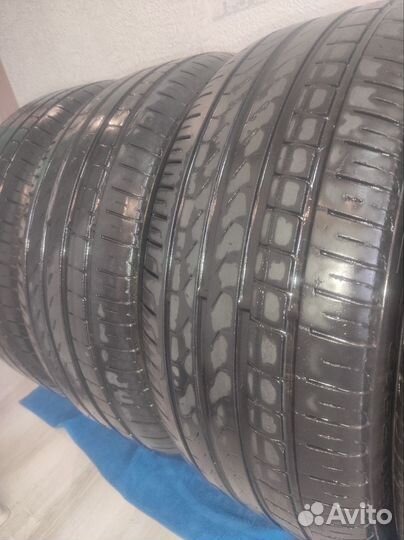 Pirelli Cinturato P7 235/45 R17