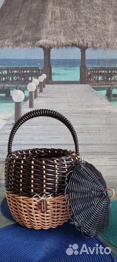Корзина- кашпо из искусственного ротанга