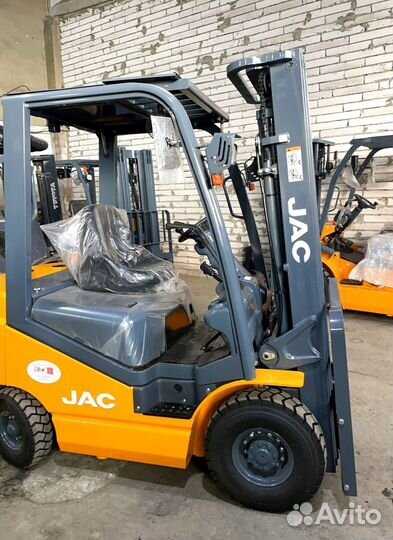 Вилочный погрузчик JAC CPCD15, 2023
