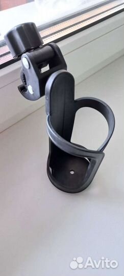 Крепление для бутылочки, стаканчика на коляску