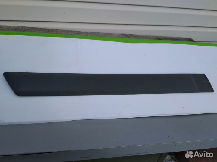 Молдинг двери задней правой на Ford Fusion