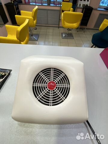 Пылесос настольный для маникюра