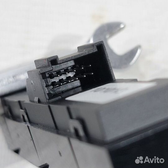 Блок кнопок Volkswagen Touareg FL