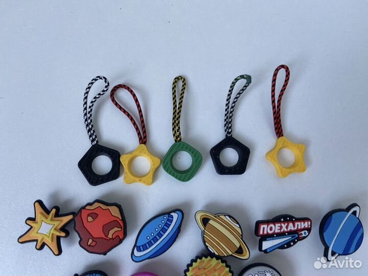 Космокрепс из Пятёрочки и скрепыши из Магнита