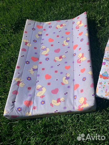 Пеленальная доска на кроватку