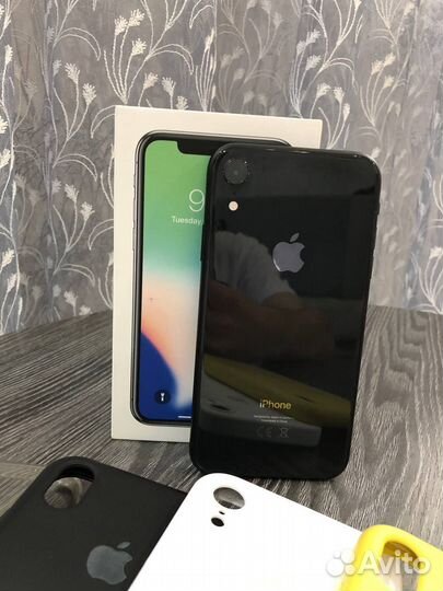 iPhone Xr, 64 ГБ