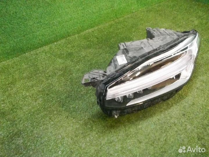 Фара левая Volvo XC90