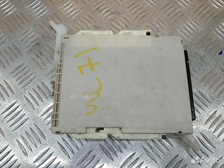 Блок электронный Toyota Camry