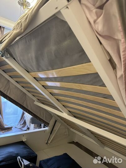 Кровать IKEA Malm