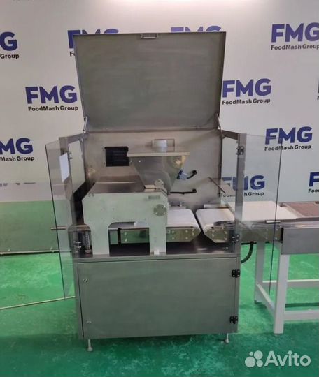 Машина для отливки плиток шоколада, конфет в формы