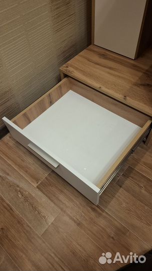 Стол письменный 