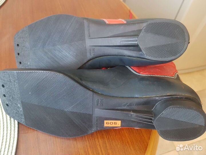 Лыжи пластиковые Intersport cross 1000S 2 пары