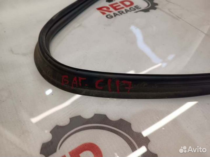 Уплотнительная резинка крышки багажника