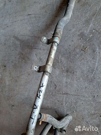 Трубка охлаждения на Jaguar x-type