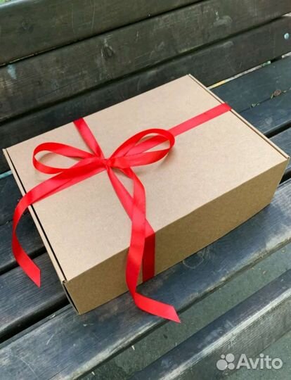 Коробка подарочная