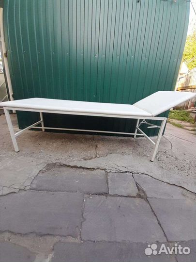 Кушетка медицинская