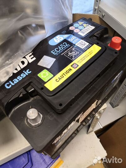 Автозапчасти со складов на автомобиль