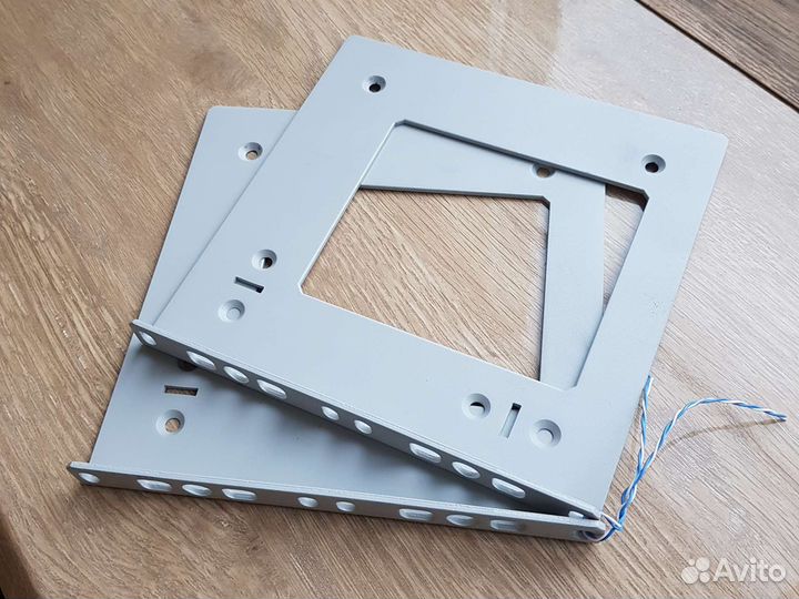 Уши крепеж 19