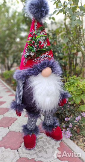 Новогодние гномы ручной работы (83-87см.)