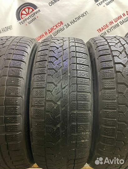 Kumho I'Zen RV KC15 235/65 R17 108H