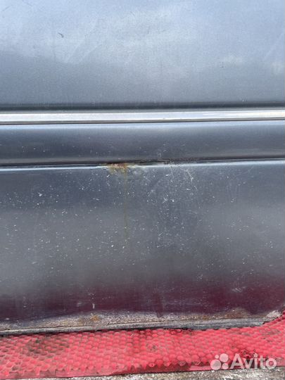 Дверь задняя левая mercedes w202