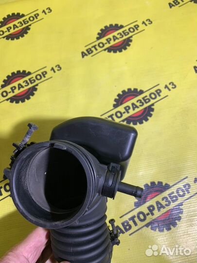 Патрубок воздушного фильтра Kia Rio 3 QB G4FC 2017