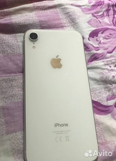 Телефон iPhone xr