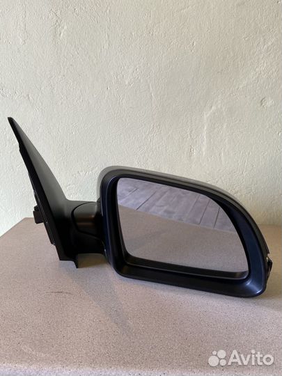 Зеркало правое Kia Rio 4