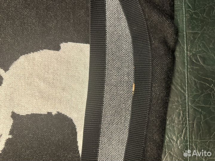 Кофта tiltlesss