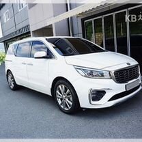 Kia Carnival 2.2 AT, 2019, 67 000 км, с пробегом, цена 2 250 000 руб.