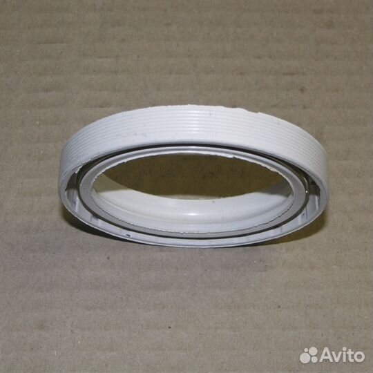 Сальник 70*92*12*16 хвостовика камаз правог (VPT)