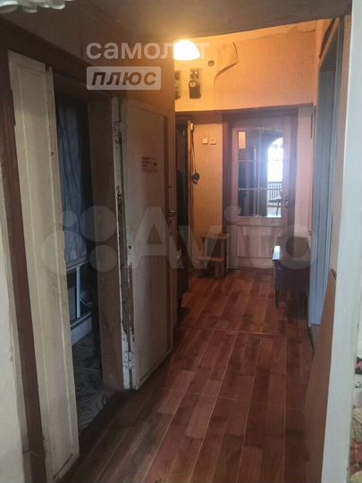 Комната 16,4 м² в 1-к., 1/2 эт.