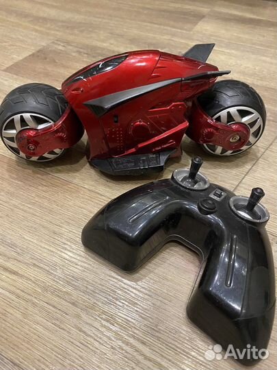 Мотоцикл на пульте