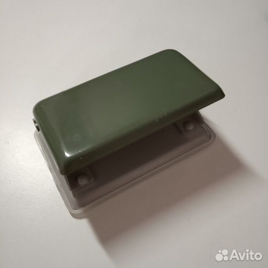 Дыроколы много