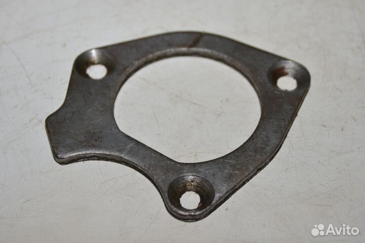 Пластина упорная вторичного вала ваз-классика