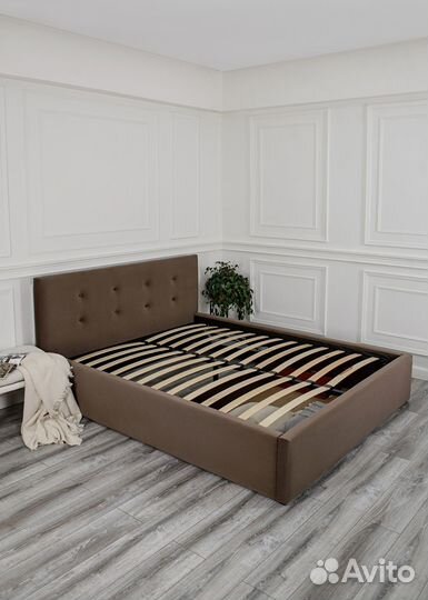 Кровать двуспальная новая 180х200 Роза