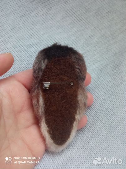 Брошь Значок Новый