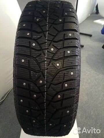 Bridgestone Blizzak Spike-02 SUV 235/55 R18 104T