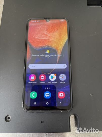Samsung Galaxy A50, 4/64 ГБ