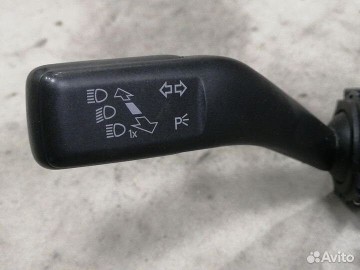 Переключатель подрулевой для VW Golf VI 2009-2013